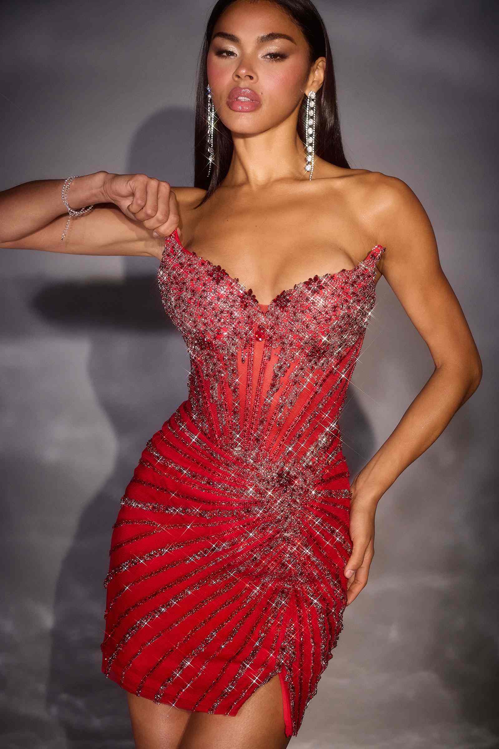 Robe courte ajustée avec corsage corset structuré